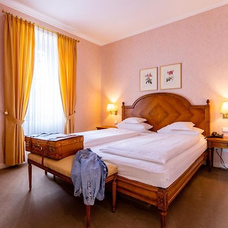 Romantik Hotel Zehntkeller Ипхофен Экстерьер фото